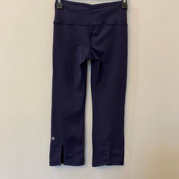 Lululemon Gather & Crow Crop Pants Women Size 2 - Picture 6 of 11